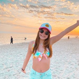 Meet your Posher, Caroline